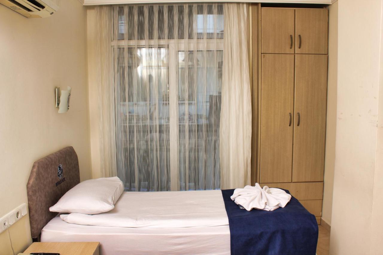 Berrak Su Hotel Antalya Extérieur photo