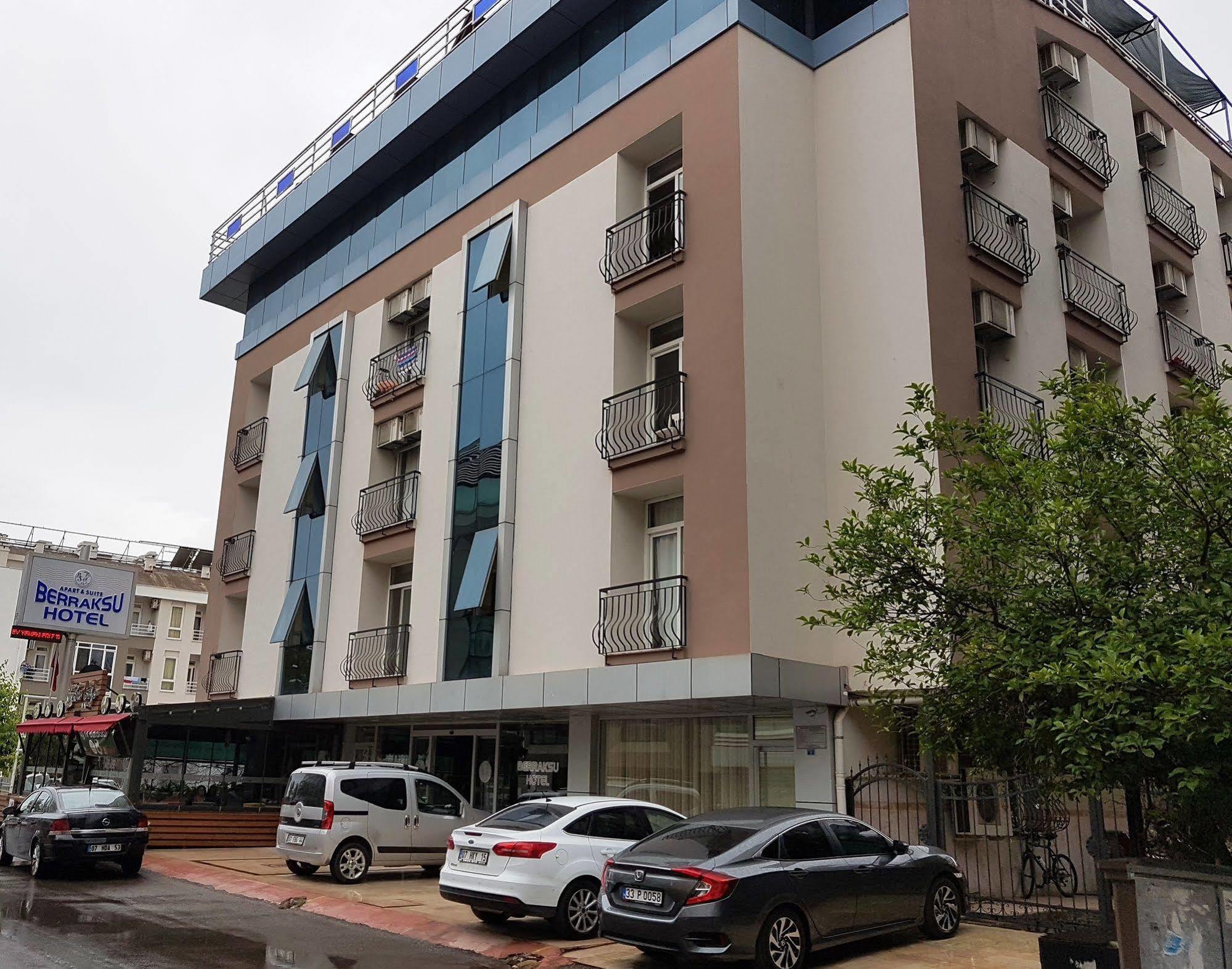 Berrak Su Hotel Antalya Extérieur photo