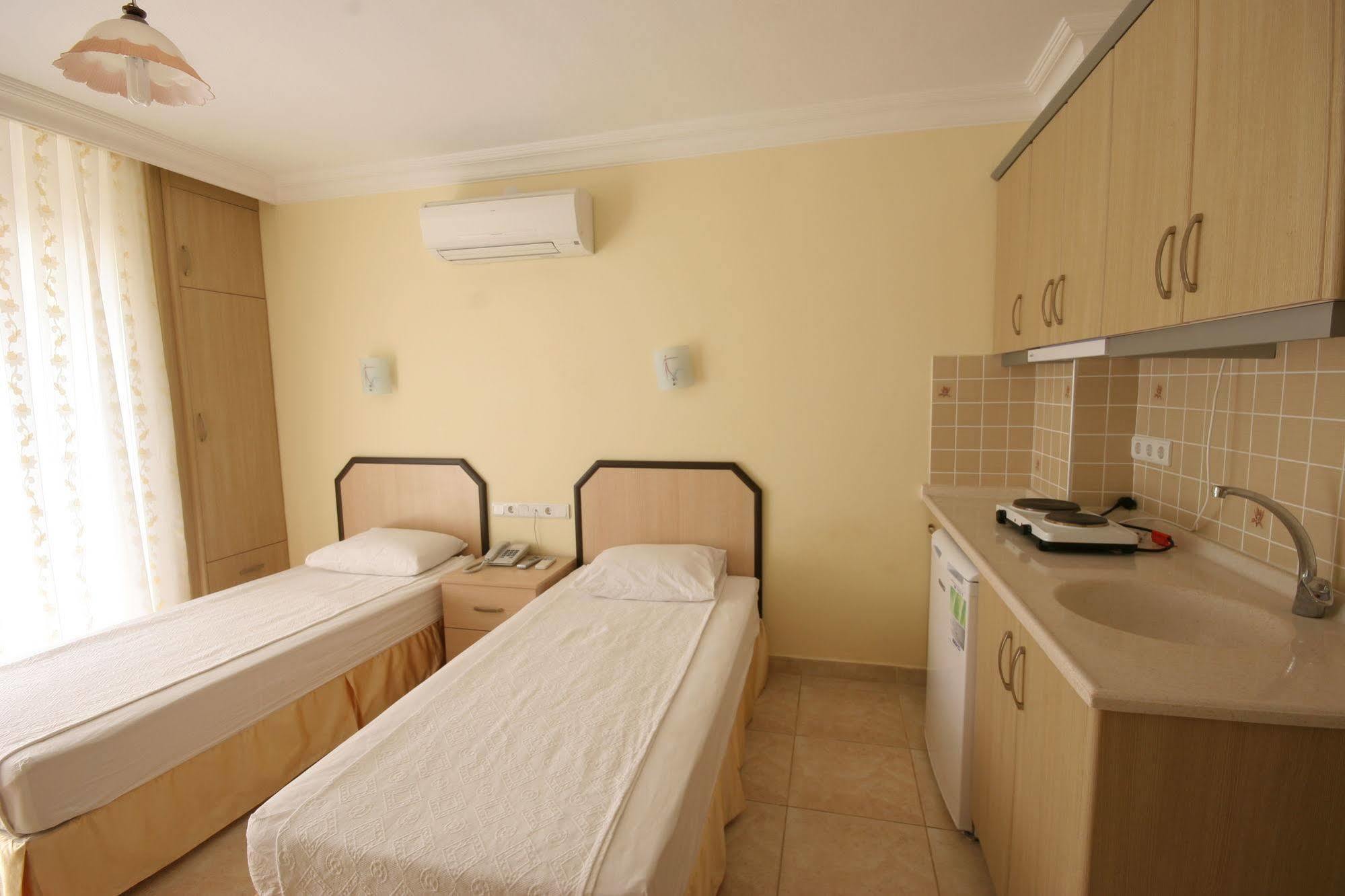 Berrak Su Hotel Antalya Extérieur photo